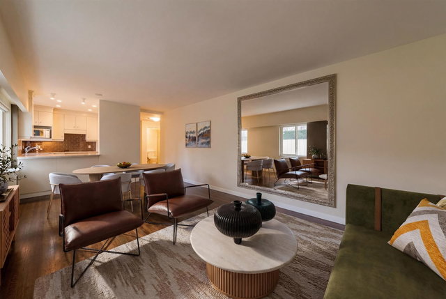 106 - 1972 Robson Street