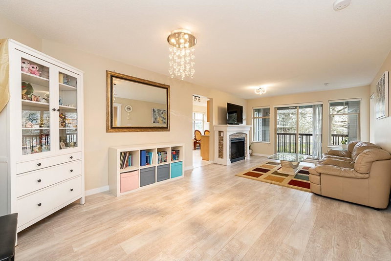 413 - 2988 Silver Springs Boulevard, Coquitlam, V3E 3R6 | Image 2