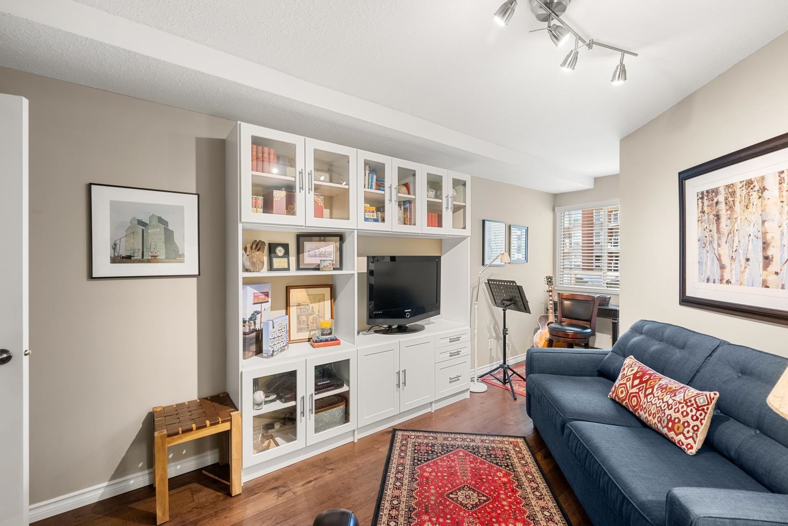 Listing Image 22
