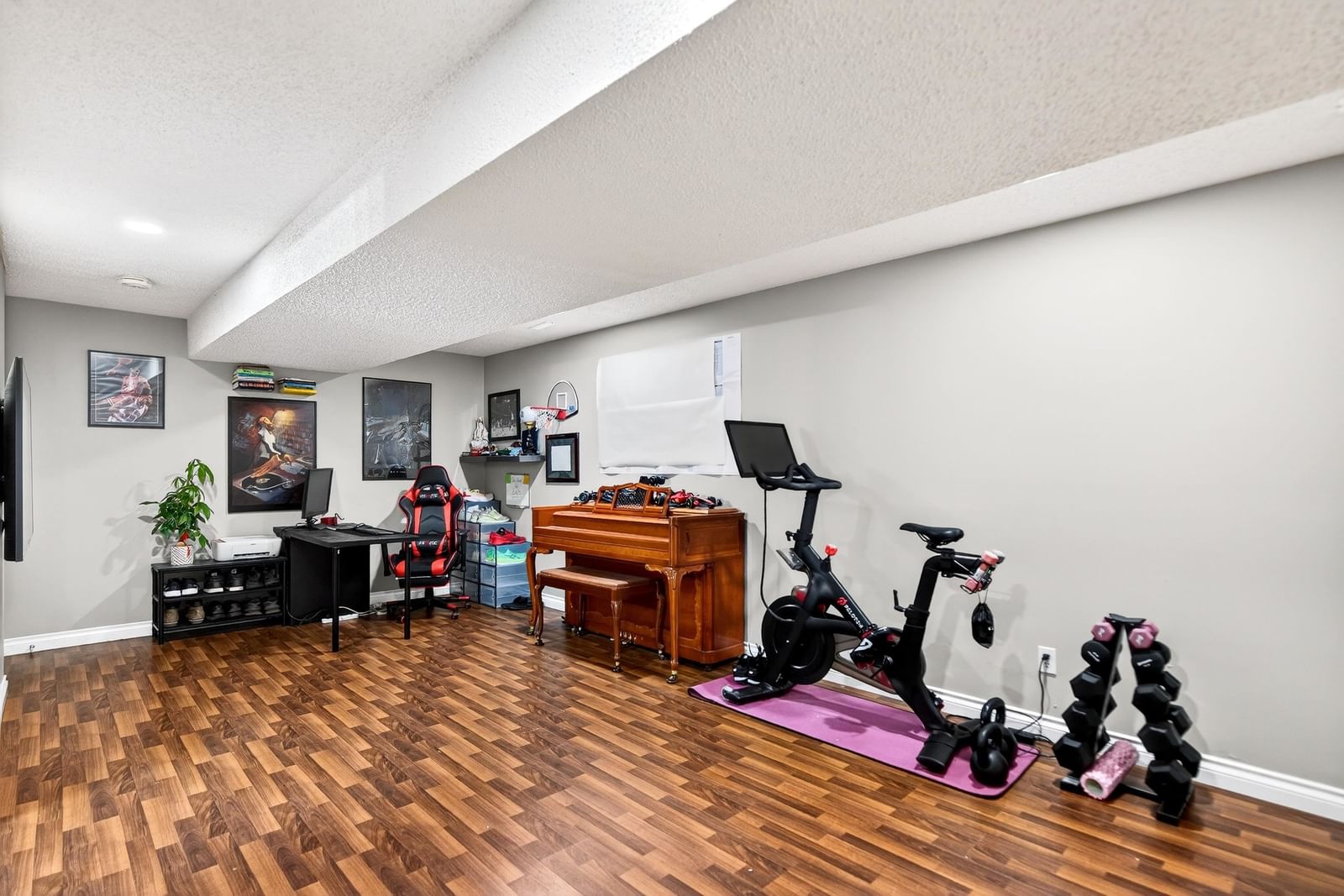 Listing Image 20