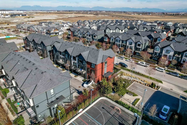 111 - 4662 Hemlock Way