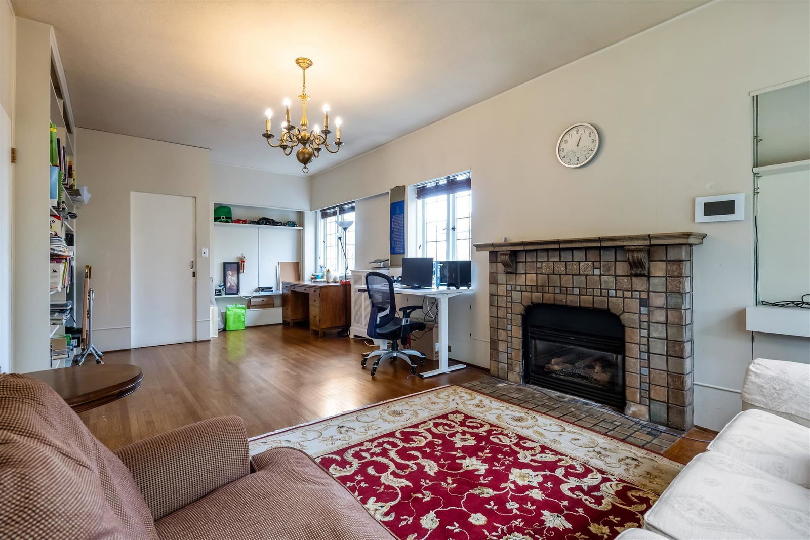 Listing Image 9