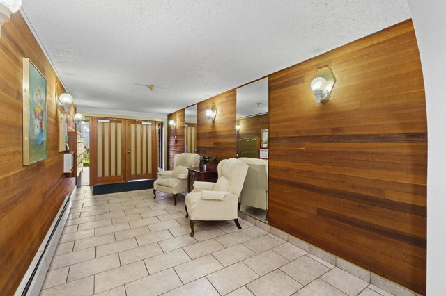 304 - 720 Eighth Avenue