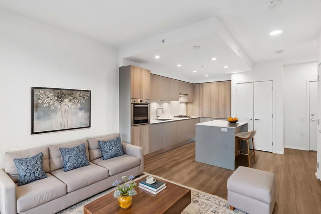 304 - 3809 Evergreen Place