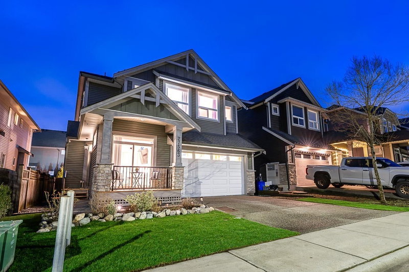 27563 27a Avenue, Langley, V4W 0C4 | Image 2