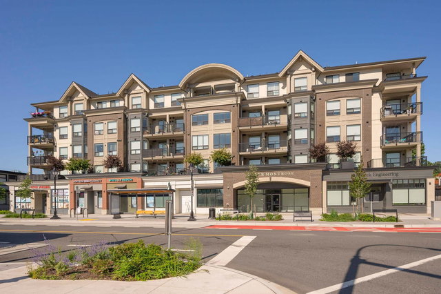 310-311 - 2493 Montrose Avenue