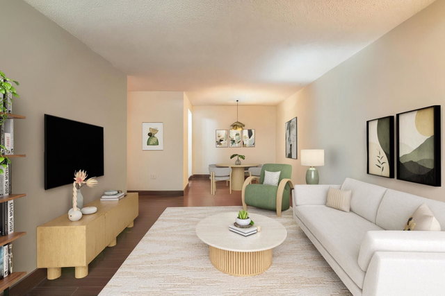 111 - 7297 Moffatt Road