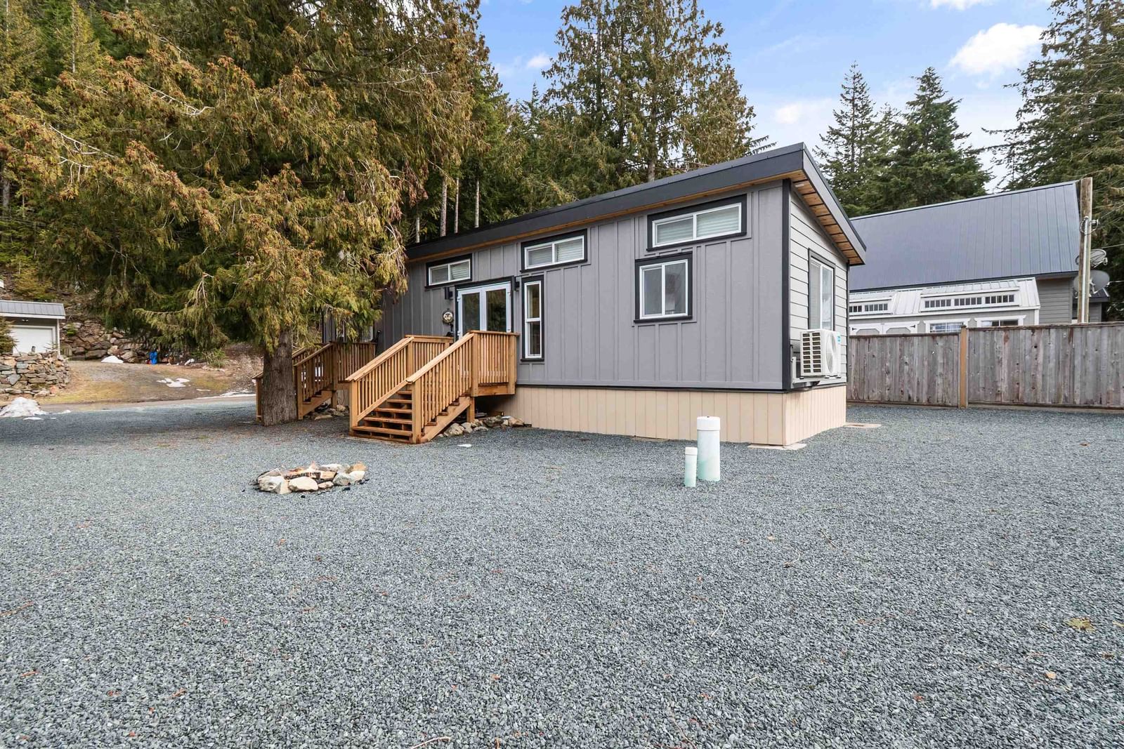 Listing Image 21
