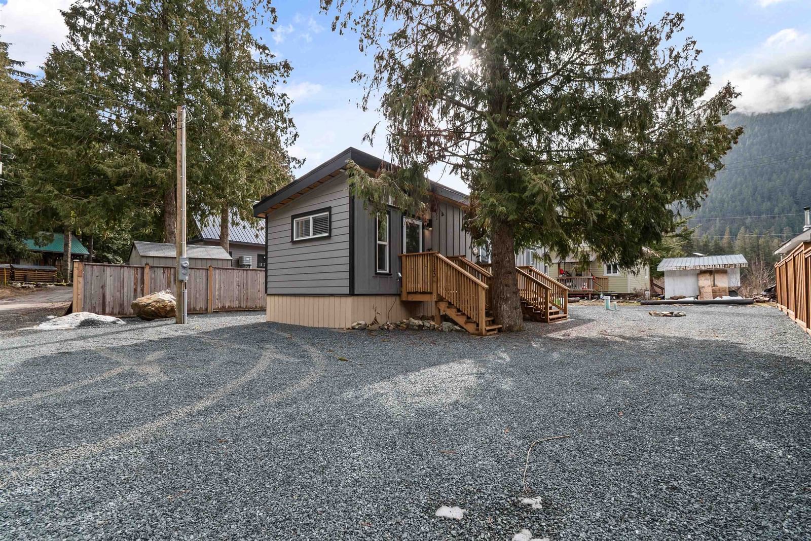 Listing Image 23