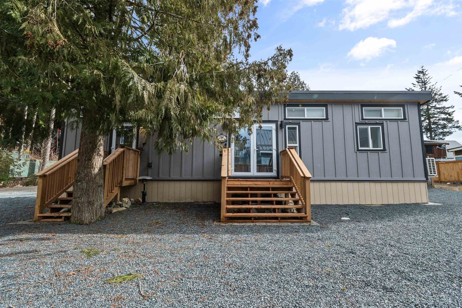 Listing Image 24