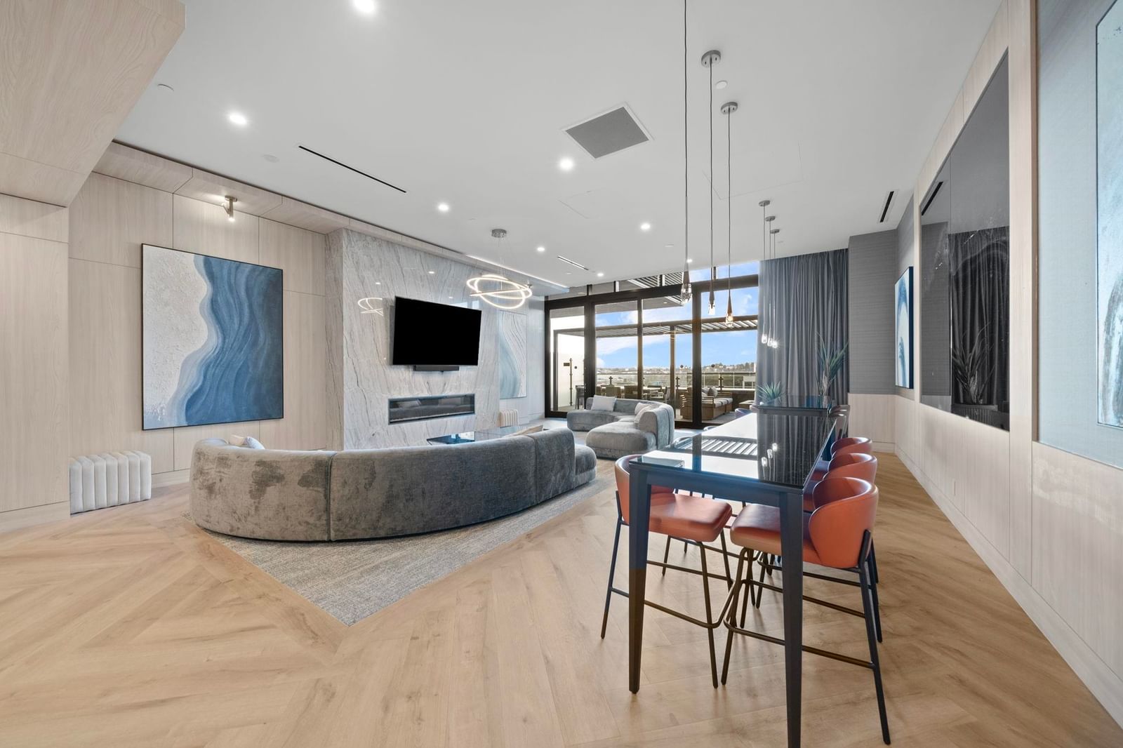 Listing Image 22