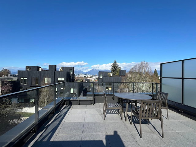 34 - 530 28th Avenue W