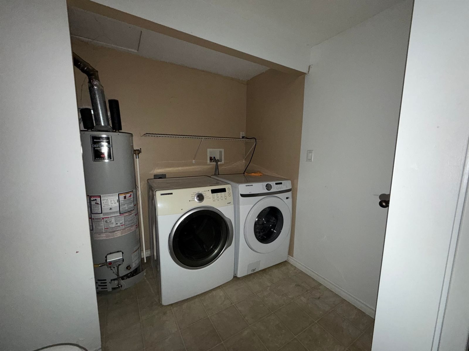 Listing Image 16