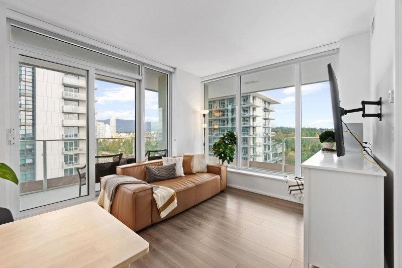 2801 - 3833 Evergreen Place