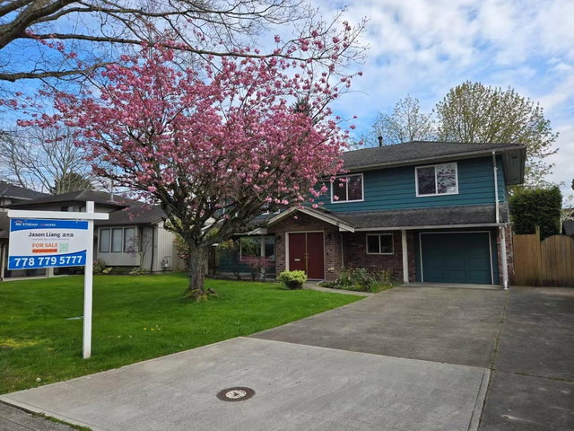 11700 Kingfisher Drive