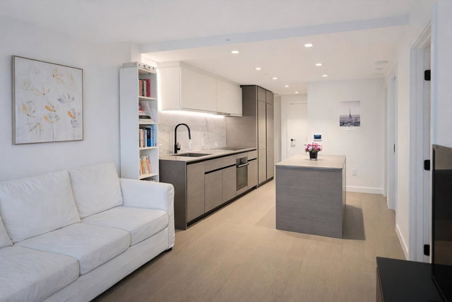 805 - 620 Cardero Street