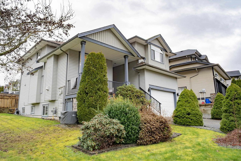 23717 110 Avenue, Maple Ridge, V2W 1E7 | Image 2