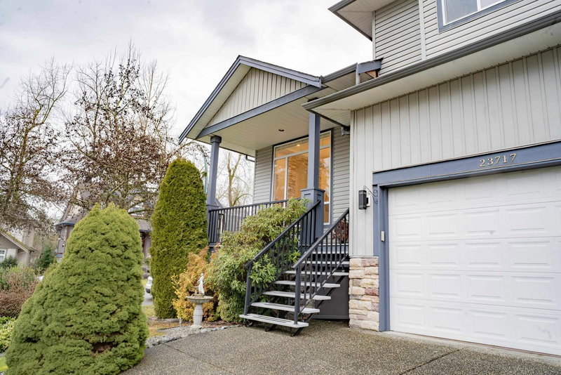 23717 110 Avenue, Maple Ridge, V2W 1E7 | Image 3
