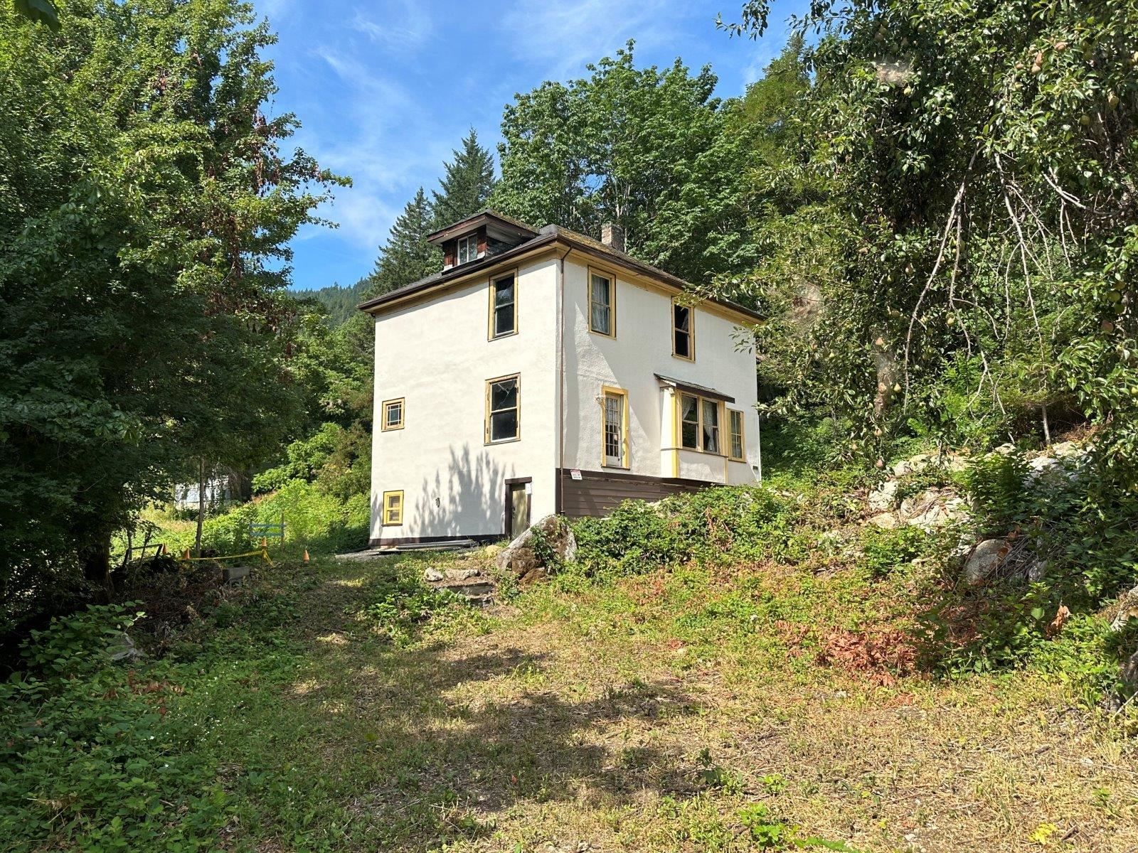 Listing Image 16