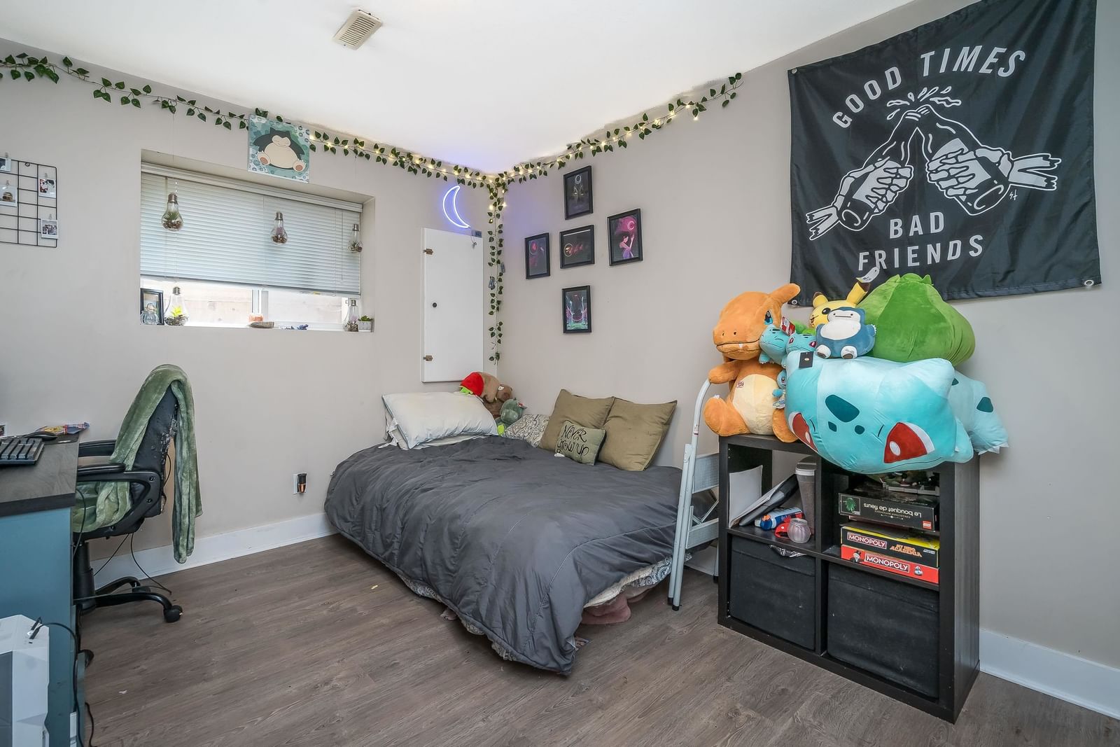 Listing Image 15