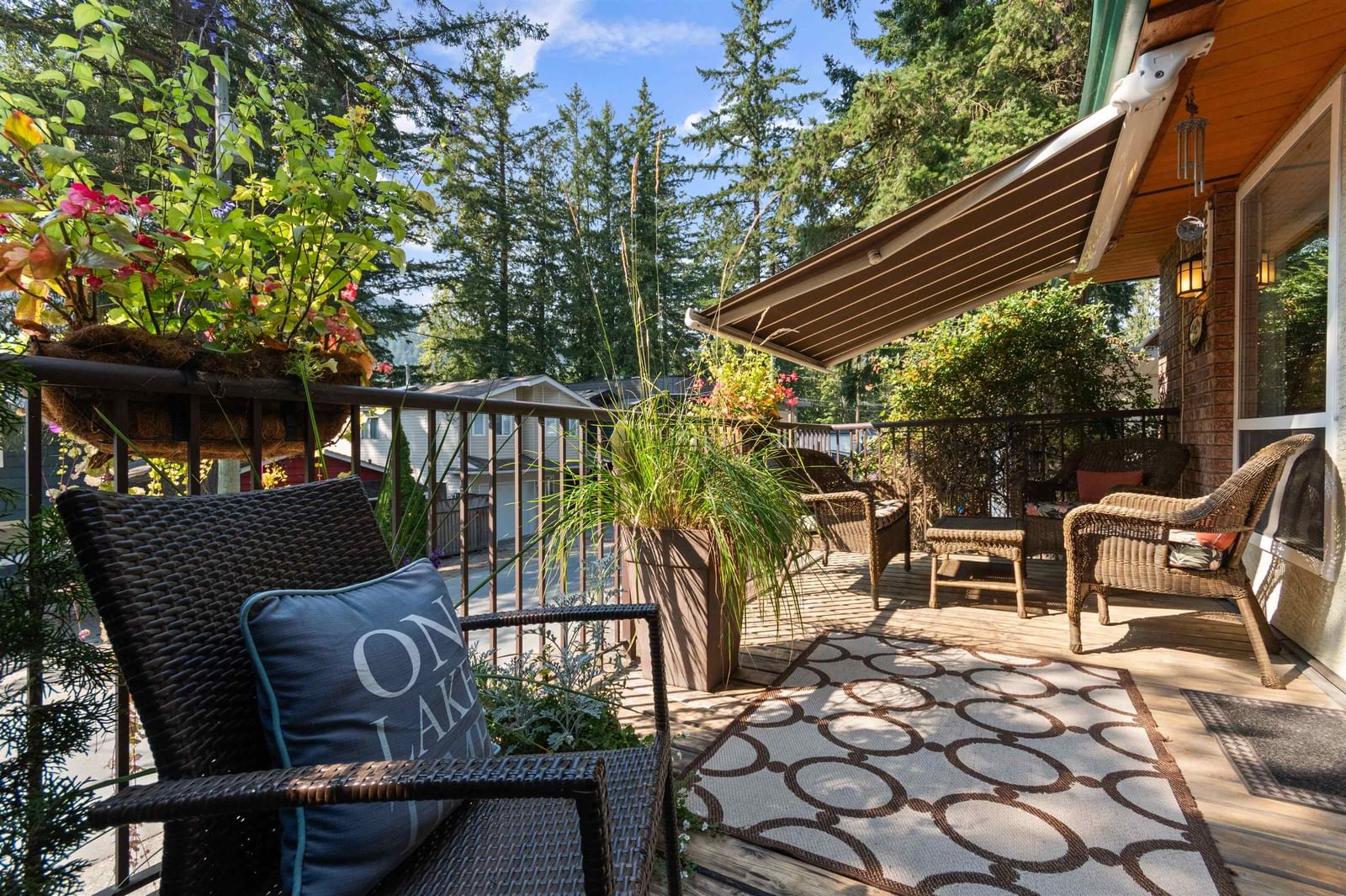 Listing Image 8