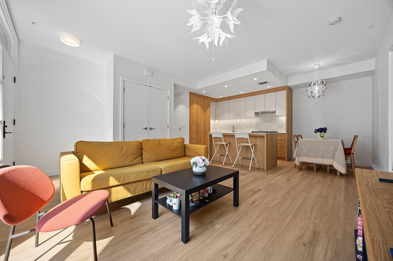 611 - 6085 Irmin Street, Burnaby, V5J 0J7 | Image 2