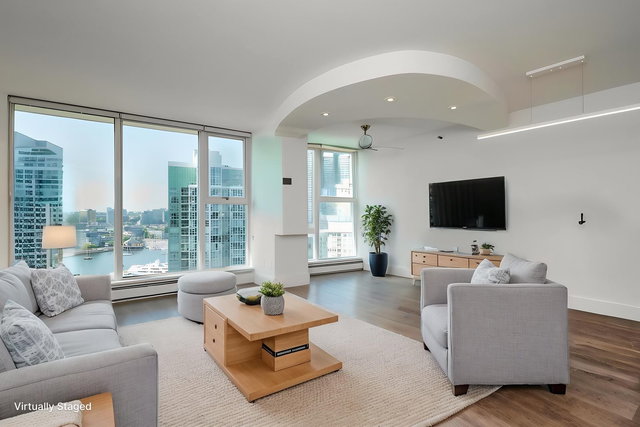 2005 - 1009 Expo Boulevard