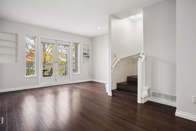 6 - 4933 Fisher Drive