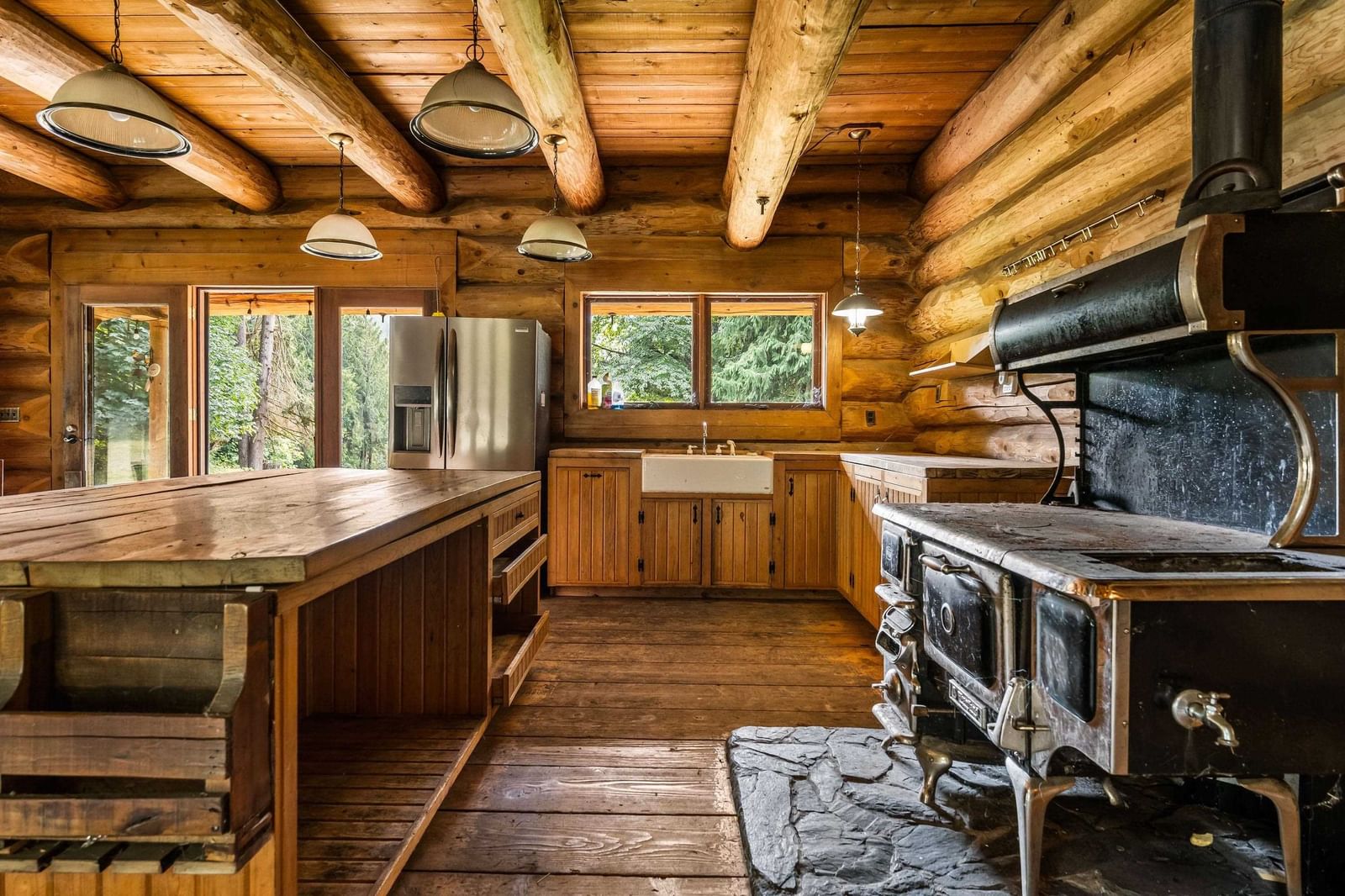 Listing Image 8