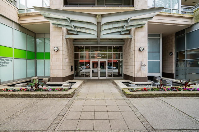 2605 - 2978 Glen Drive