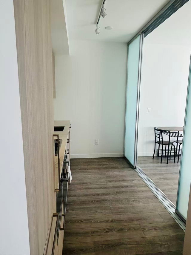 1301 - 13350 Central Avenue