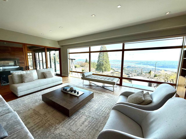 1548 Chartwell Drive