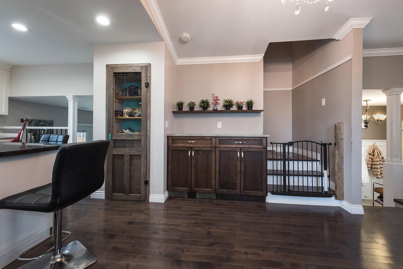 45765 Thomas Road, Chilliwack, V2R 3N3 | Image 2