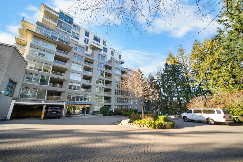 409 - 9232 University Crescent