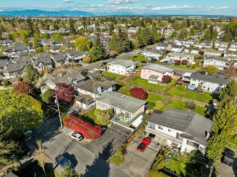 4686 54a Street, Ladner, V4K 2Z8 | Image 2