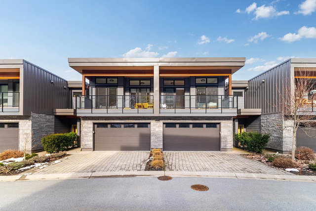 21 - 1350 Cloudburst Drive