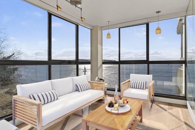 203 - 2090 Argyle Avenue