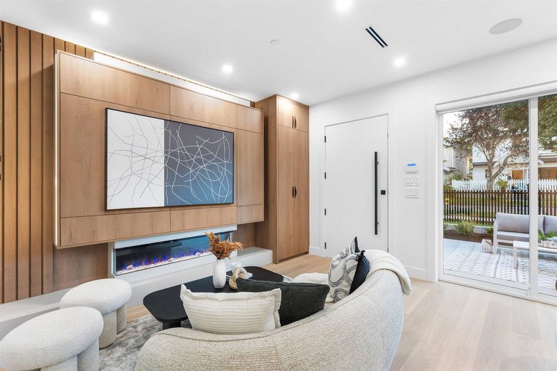 1 - 2435 Napier Street, Vancouver, V5K 2W2 | Image 3