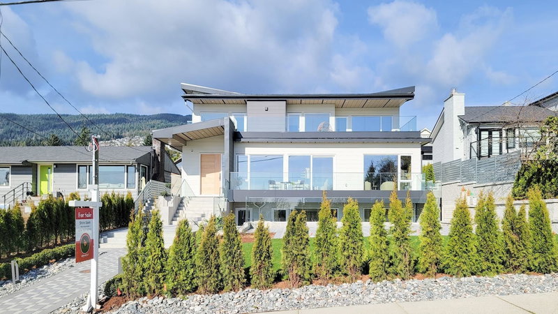 2141 Jefferson Avenue, West Vancouver, V7V 2A6 | Image 3