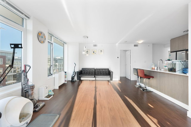 802 - 7708 Alderbridge Way