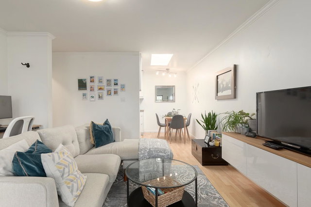 309 - 2150 Brunswick Street