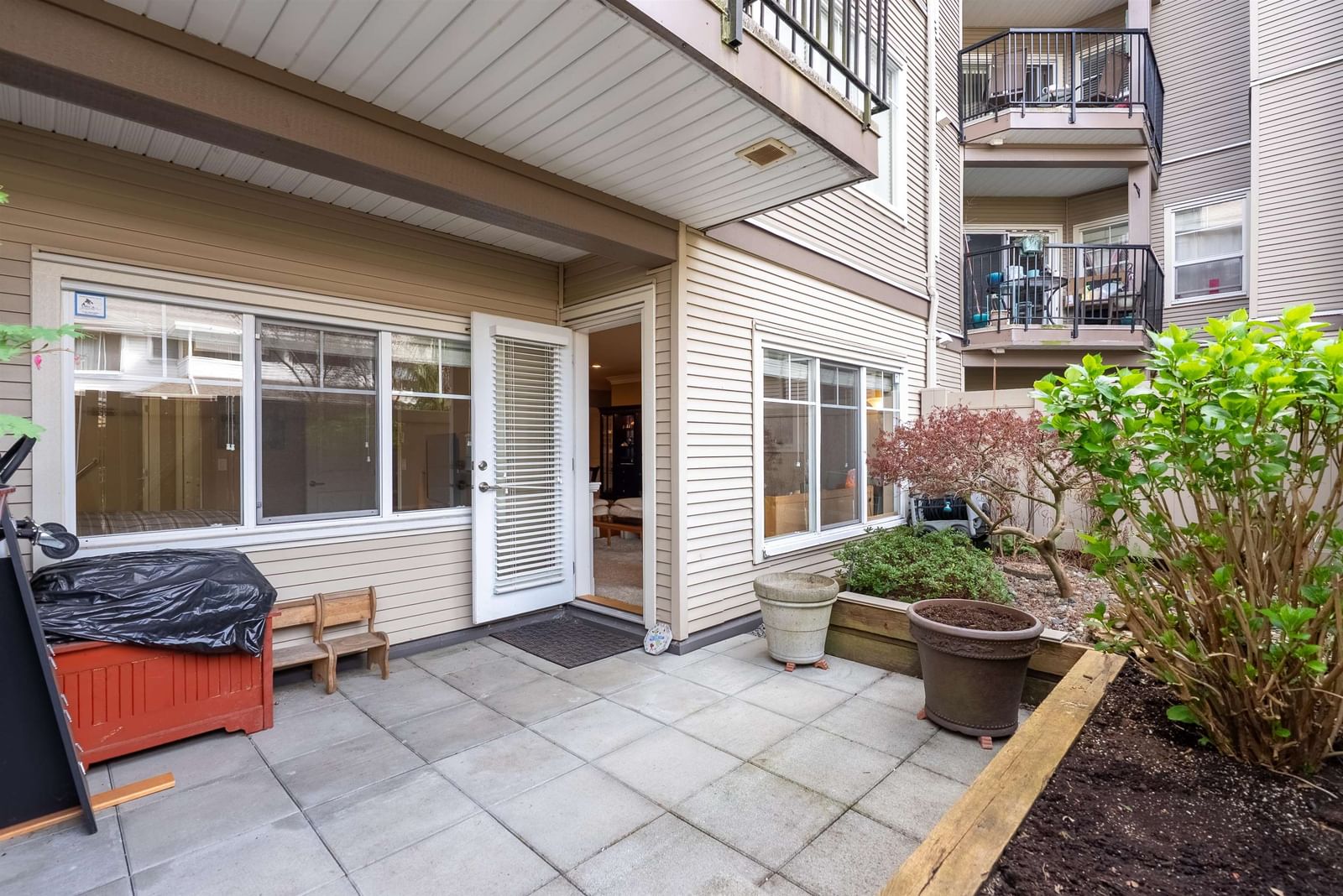 Listing Image 16