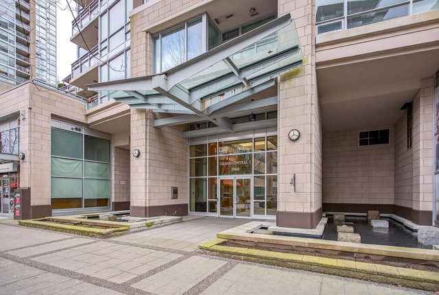 1904 - 2968 Glen Drive