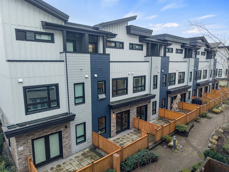 137 - 535 2nd Street, North Vancouver, V7L 1E1 | Image 2