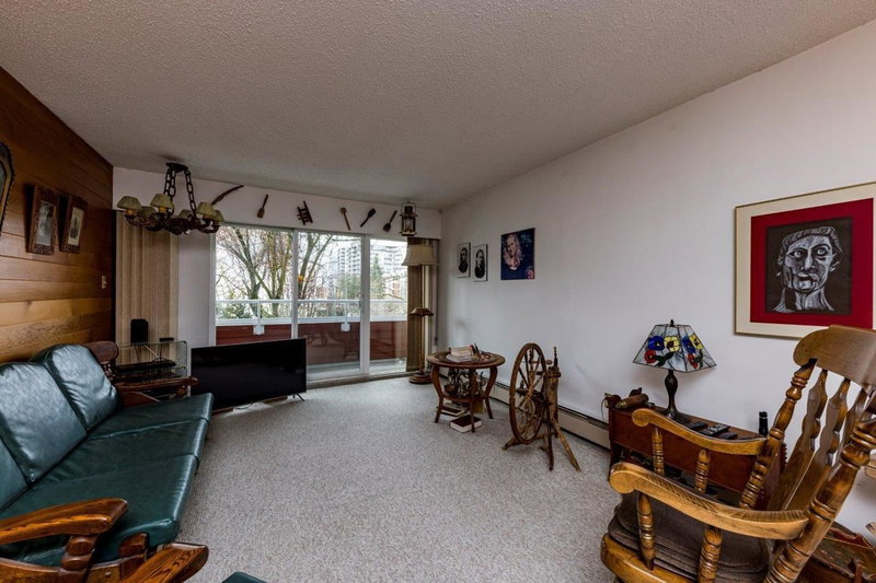 302 - 250 1st Street W