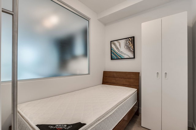 408 - 1283 Howe Street