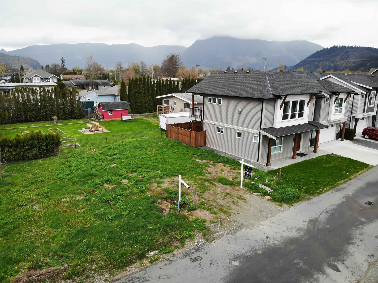 Listing Image 6