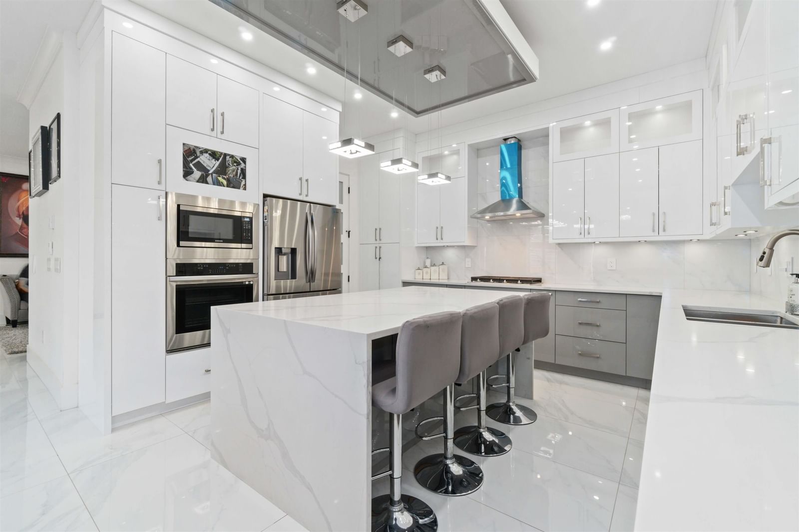 Listing Image 9