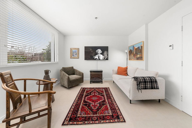 460 14th Street #101A, West Vancouver, British Columbia