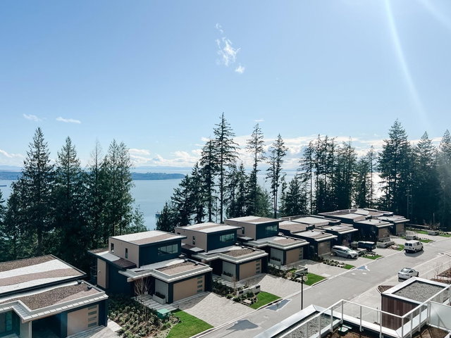 607 - 3963 Uplands Way